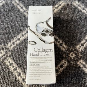 3W clinic Collagen hand cream moisturizer made in Korea